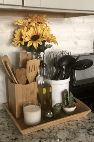 Cómo limpiar la cocina y desinfectar a fondo. Hola amigas seguidoras del blog.

En primer lugar, la limpieza de la cocina es esencial, aquí es donde preparas y guardas los alimentos y donde haces la comida y toda la familia está en contacto con esta estancia.
