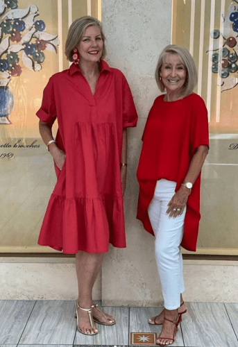 Cómo vestir con estilo a cualquier edad. Hola mis queridas amigas de Blogdemary, ellas son Linda y Leanne, dos mujeres que creen que el estilo es accesible a cualquier edad y que no es una «etiqueta de precio».