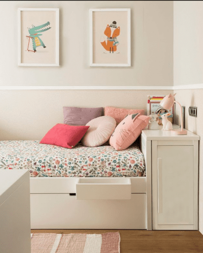 Cómo decorar la habitación infantil 60 diseños para inspirarte ¿Te imaginas cómo decorar una habitación infantil? La gran pregunta: ¿Puede ser elegante, acogedora, funcional y seguir el mismo estilo decorativo del resto de la casa?